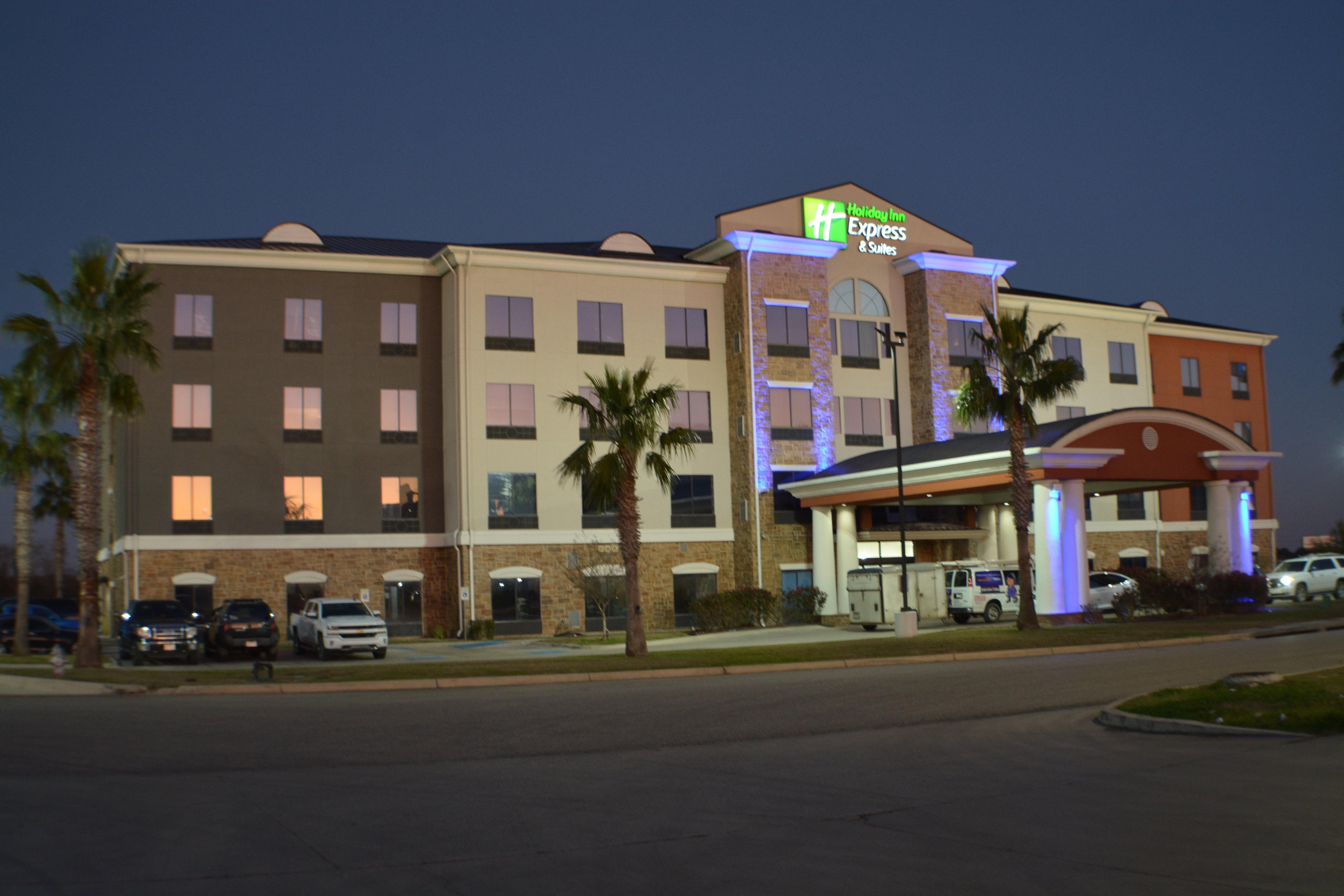 Holiday Inn Express Seguin By Ihg Екстер'єр фото