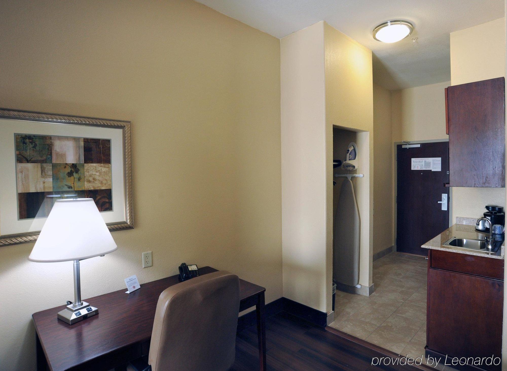 Holiday Inn Express Seguin By Ihg Екстер'єр фото