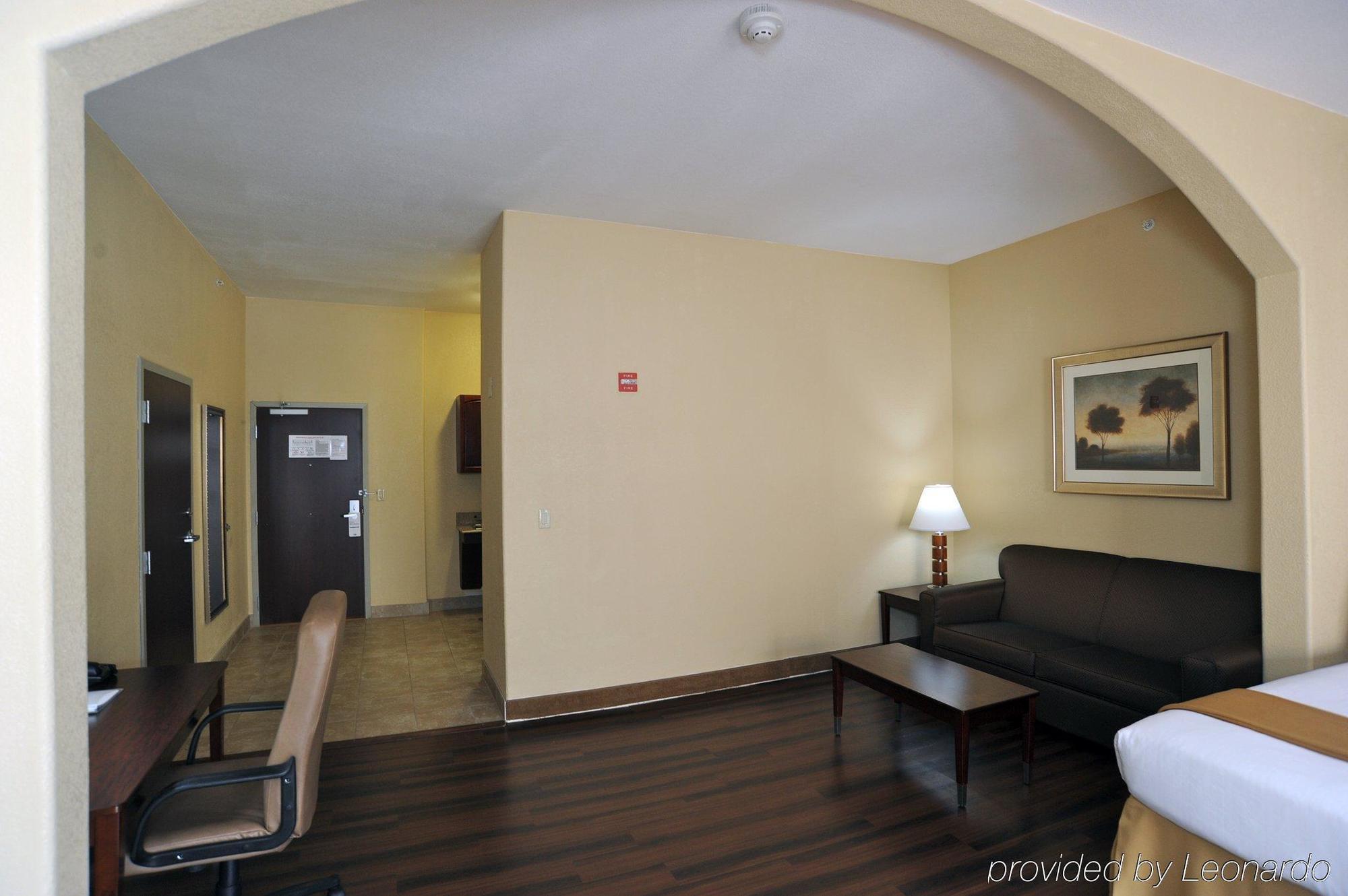 Holiday Inn Express Seguin By Ihg Екстер'єр фото